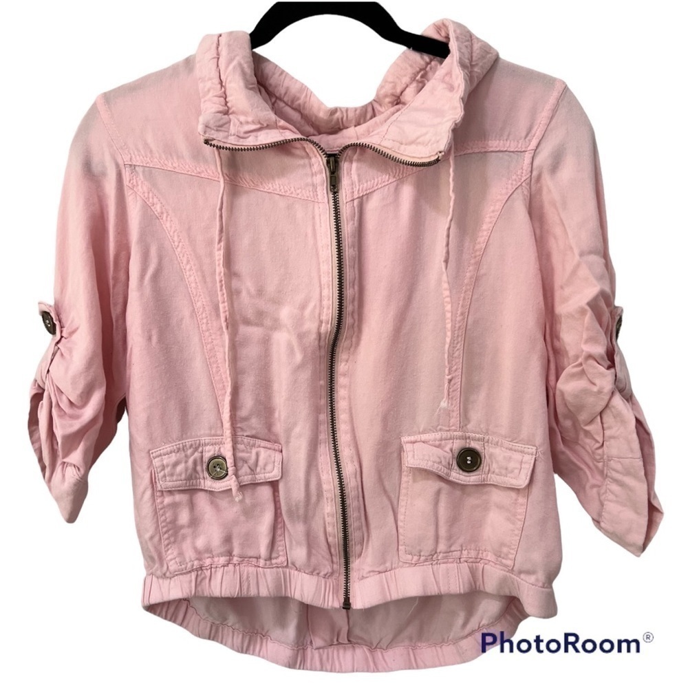 𝅺wet Seal pink crop jacket, zip up, elastic waistband, XL, button pockets